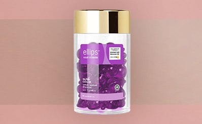 Boyalı ve röfleli saçlara ihtiyacı olan bakımı yapan Ellips Nutri Color saç vitamini güneş ışınlarının olumsuz etkilerini en aza indirir.