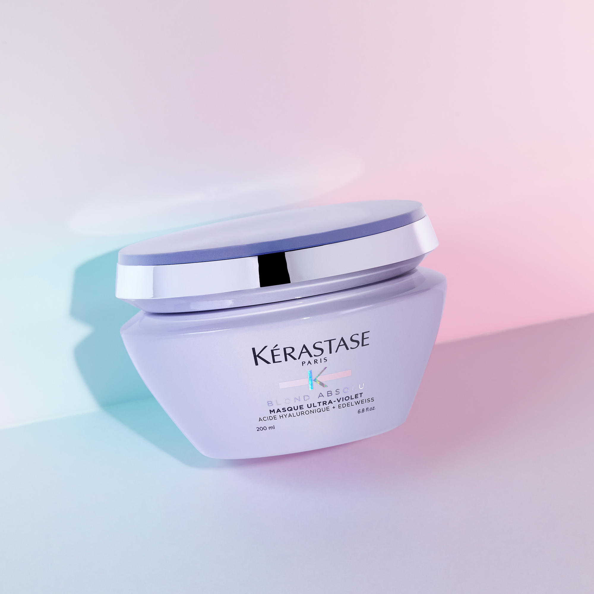 Kerastase Blond Absolu Masque Ultra Violet Sarı Yansımaları Nötralize Eden Saç Maskesi 200 ml - Sarı ve kırmızı alt tonları ortadan kaldırırken saçı derinlemesine besleyen maskedir