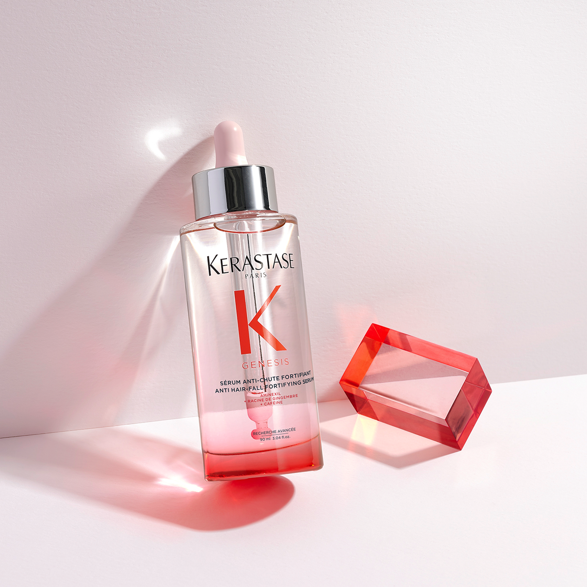 Kerastase Genesis Serum Anti-Chute Fortifiant Saç Dökülmesini Önleyici Serum 90 ml - Saç derisini yatıştıran ve güçlendiren etkili serum ürünü görseli