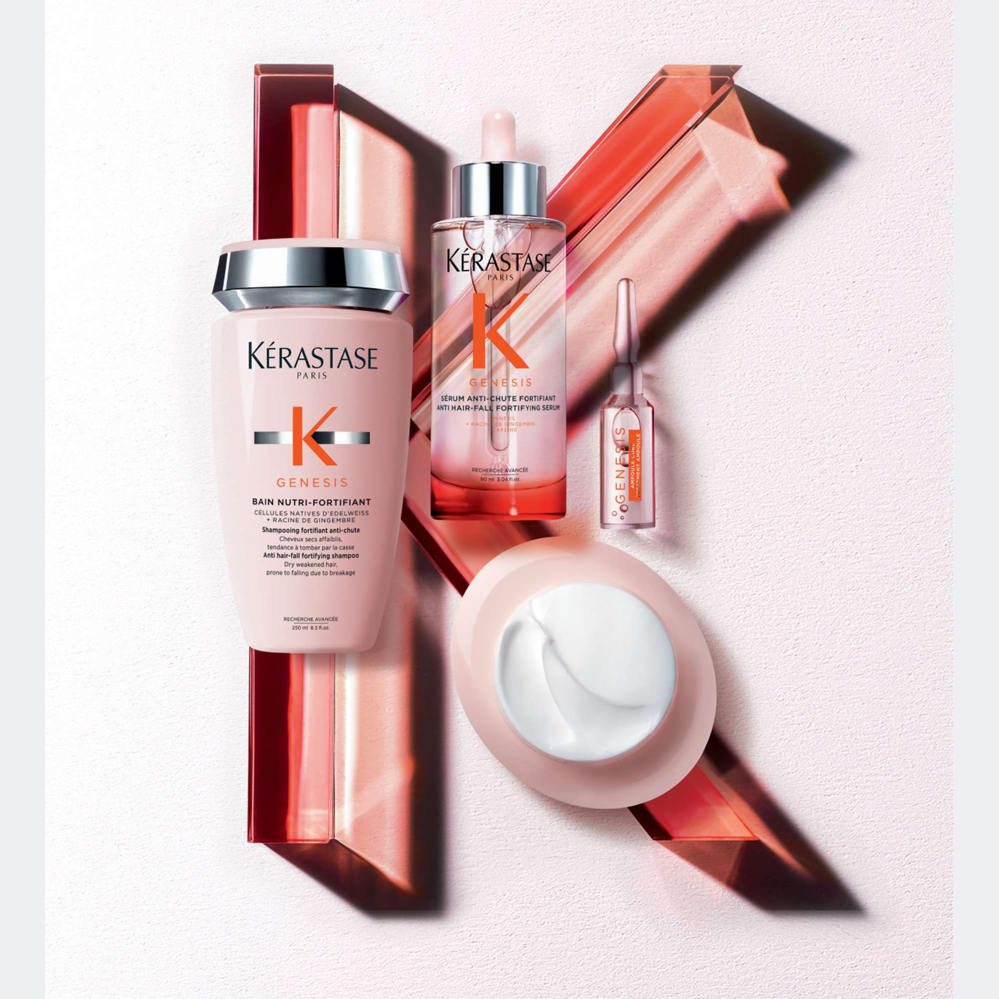 Kerastase Genesis Bain Riche Dökülme Karşıtı Güçlendirici Şampuan 250 ml - Yoğun formülüyle kuru saçlara canlılık kazandıran şampuan görseli