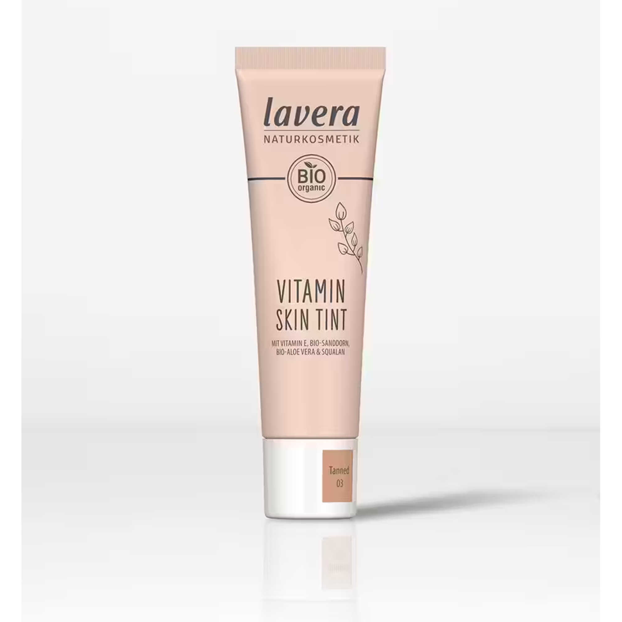 Lavera Vitamin Skin Tint Tanned 03 30 ml - Doğal bronzlaştırıcı etkiyle cilde sağlıklı bir ışıltı kazandırır.