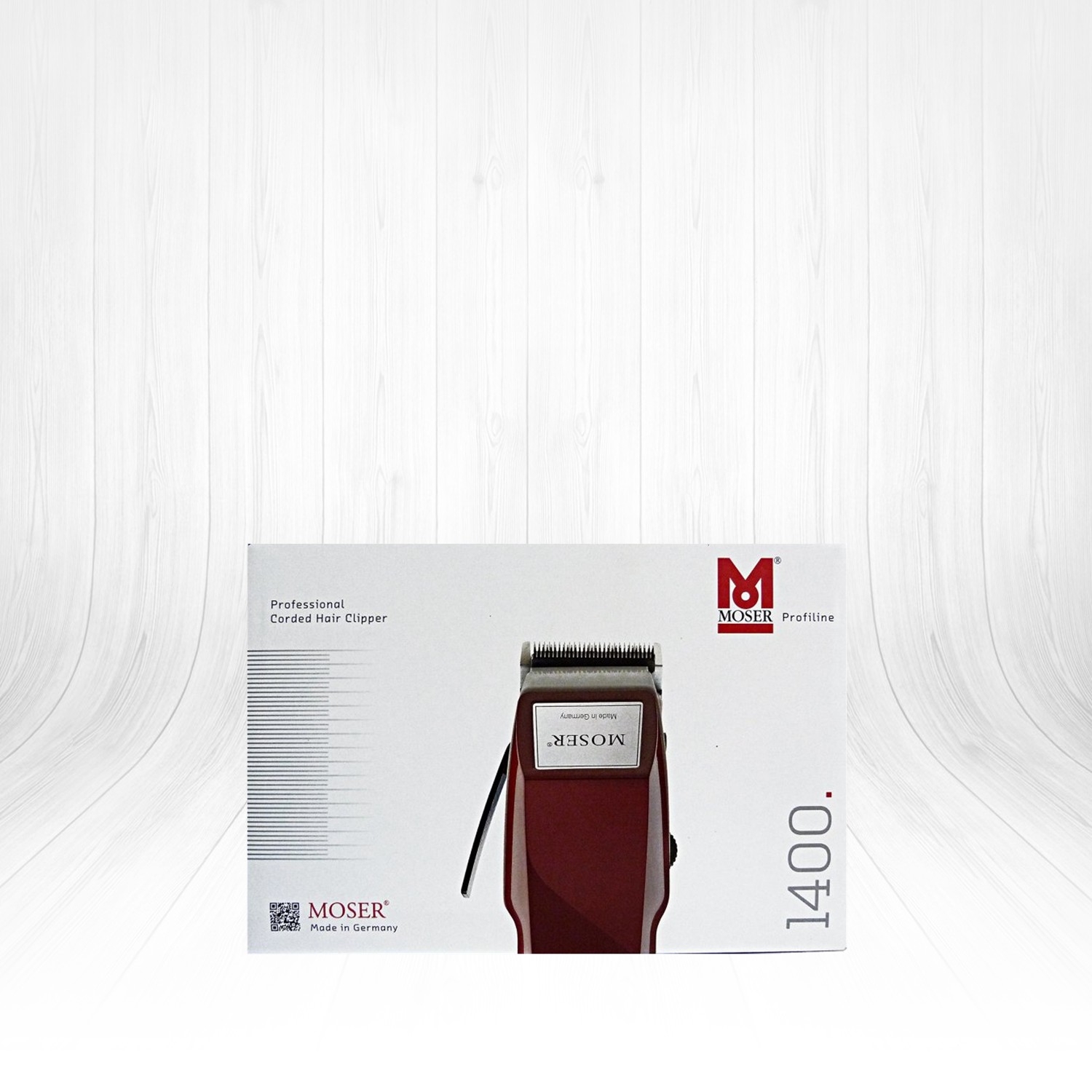 Moser Saç Kesme Makinesi 1400 Set – 1400 model Moser saç kesme makinesi seti, profesyonel saç kesimi için gerekli tüm aksesuarlarla birlikte gelir.