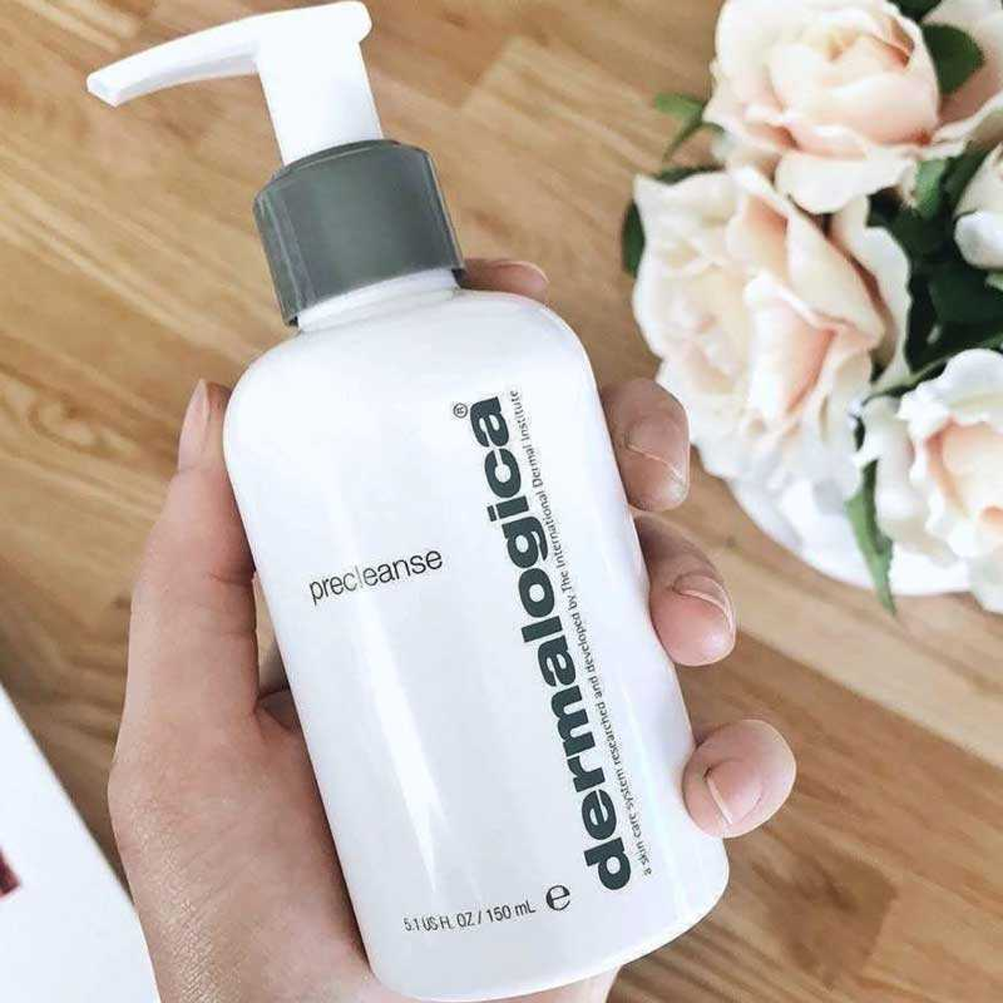 Dermalogica Precleanse Derin Temizleme Sağlayan Bakım Yağı 150 ml - Cildi derinlemesine temizler ve makyajı nazikçe giderir.