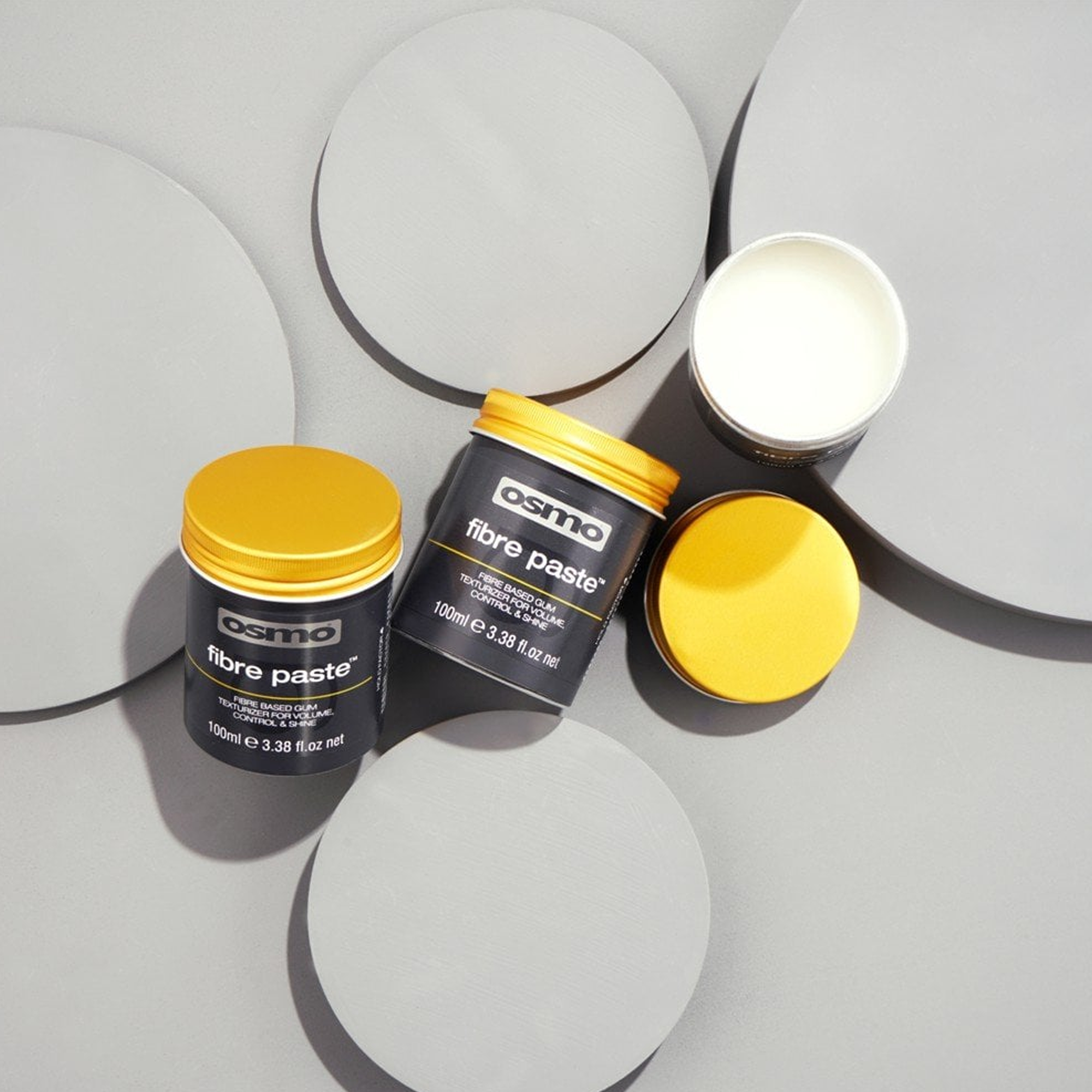 Osmo Fibre Paste Yoğun Parlaklık Veren Sert Lifli Gum 100 ml – Saçlara güçlü tutuş ve yoğun parlaklık sağlayan, 100 ml'lik lifli ve sert yapıda saç kremi.