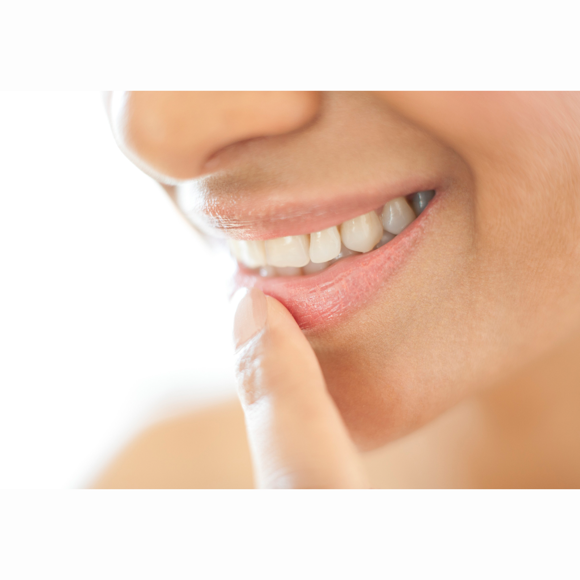 Bioderma Atoderm Lip Balm Besleyici Dudak Kremi 15 ml – Dudakları besleyip nemlendirerek kurumasını engelleyen, 15 ml'lik Bioderma Atoderm besleyici dudak kremi.