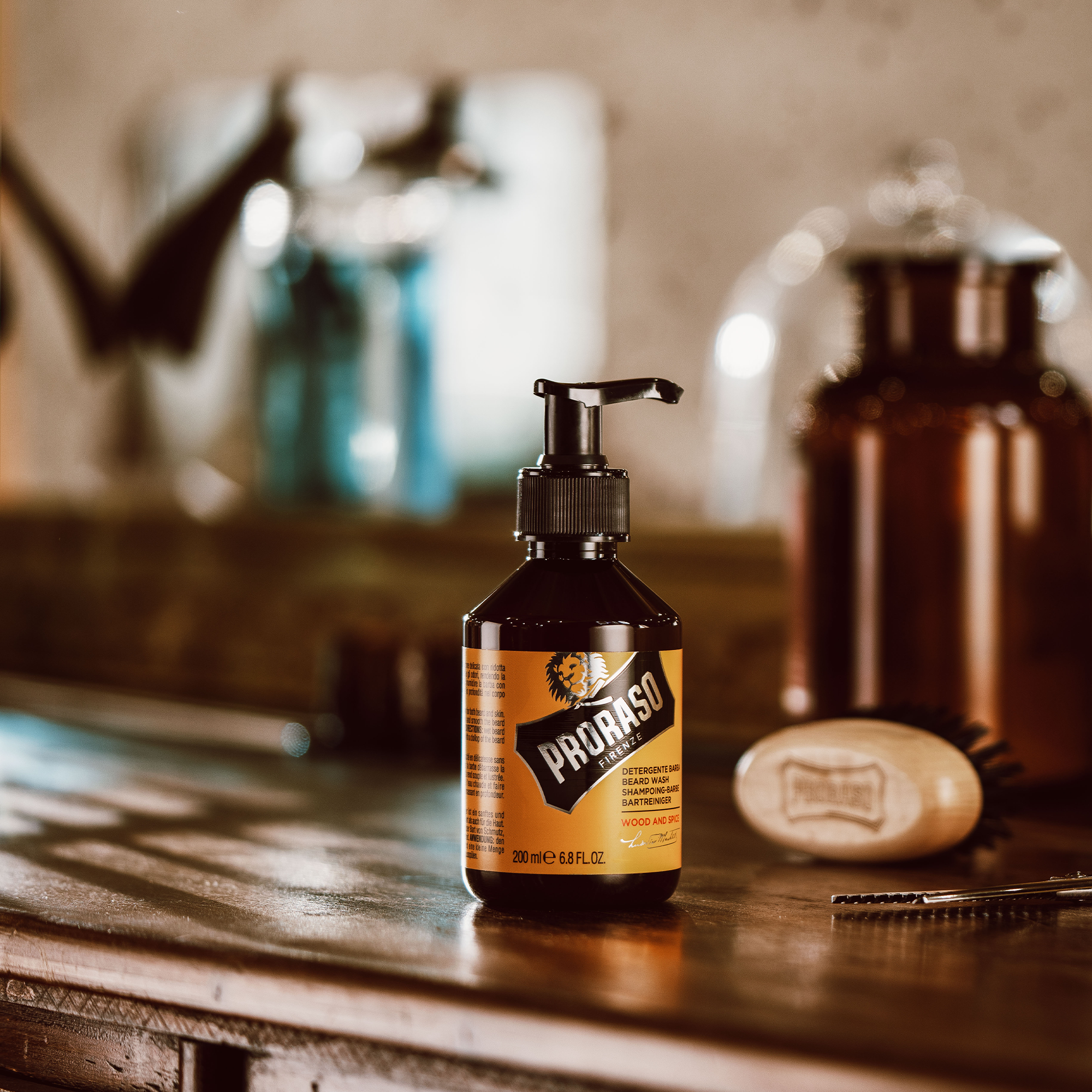 Proraso Wood Spice Sakal Şampuanı 200 ml - Sakal ve Cilt Temizliğini Sağlayan, Odunsu Baharatlı Şampuan