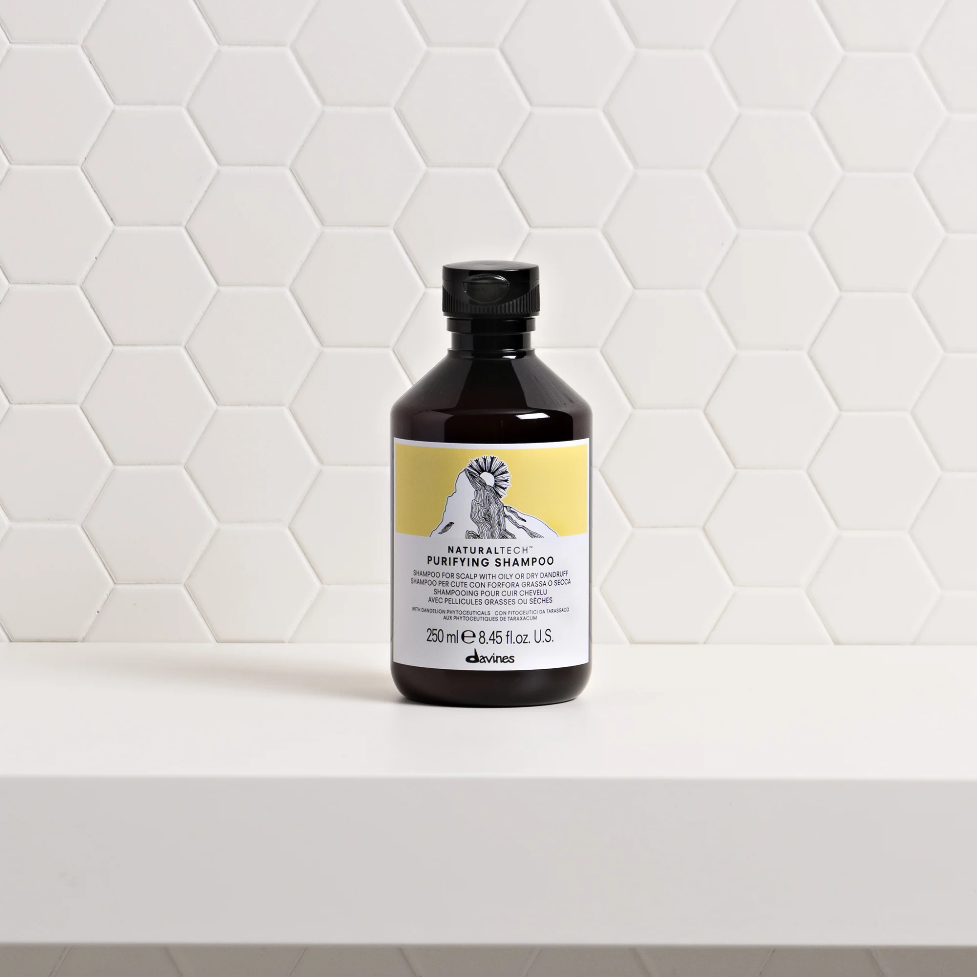 Davines Purifying Kepeğe Karşı Şampuan 250 ml – Kepeğe karşı etkili formülüyle saç derisini arındıran yoğun bakım şampuanı.