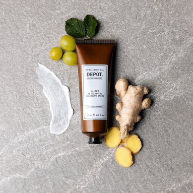 Depot No. 002 Pre-Cleansing Scrub Dengeleyici Peeling 125 ml - Cildi dengeleyen ve arındıran peeling.