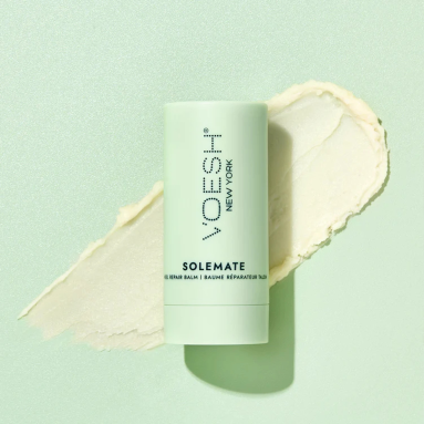 Voesh New York Solemate Topuk Onarıcı Balm 22 ml - Cildi nemlendirir ve topuklardaki sertleşmeleri giderir.