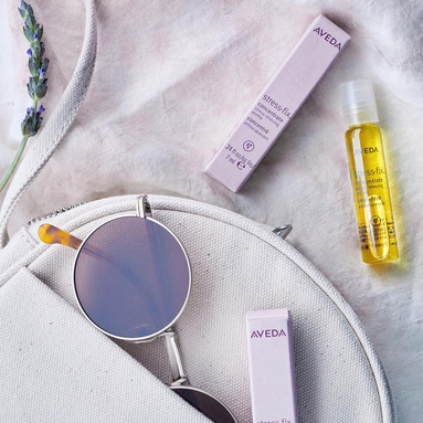 Aveda Stress Fix Rollerball Aromatik Konsantre Yağ 7 ml – Stresi azaltmaya yardımcı olan, rahatlatıcı aromatik yağ, 7 ml'lik rollerball formunda.